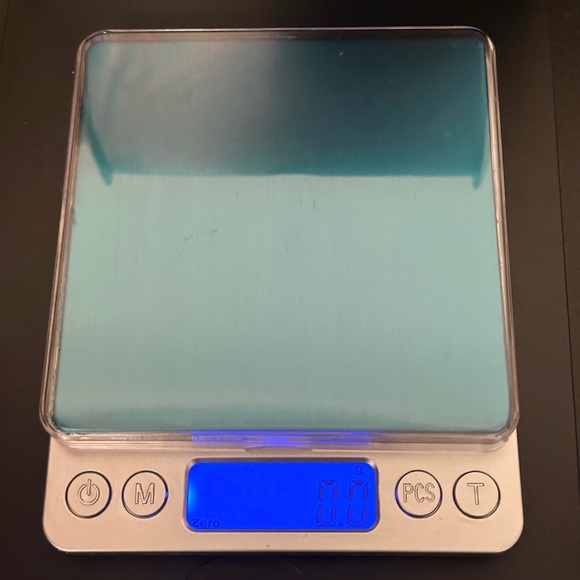 Professional Digital Table Top Scale (NEW IN BOX) - Picture 3 of 6